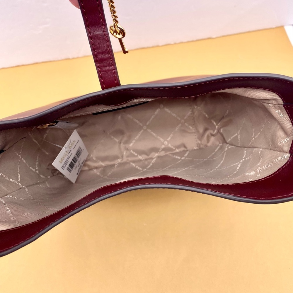 Michael Kors Lyra Shoulder Bucket Leather Bag Oxblood - Picture 7 of 10